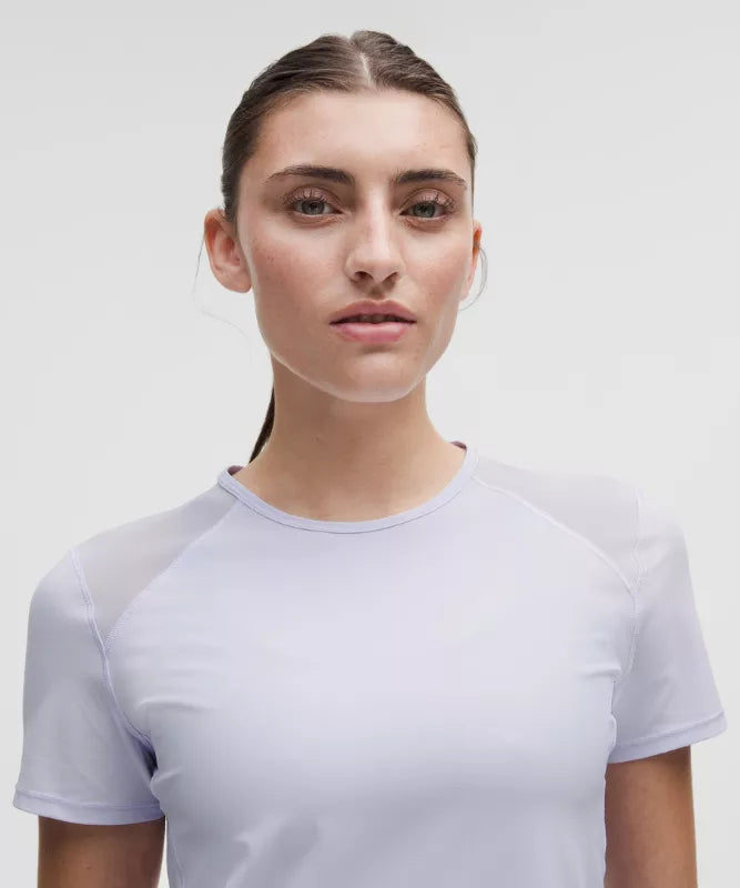 T-shirt à bandes croisées Sculpt